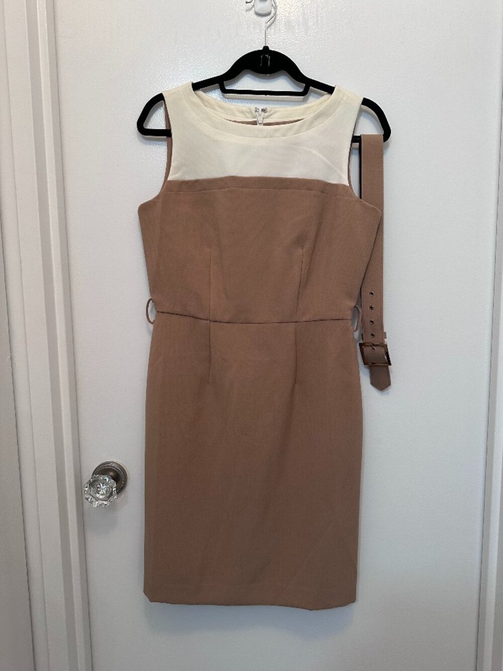 Banana Republic Factory Dress - Belt - Size 6